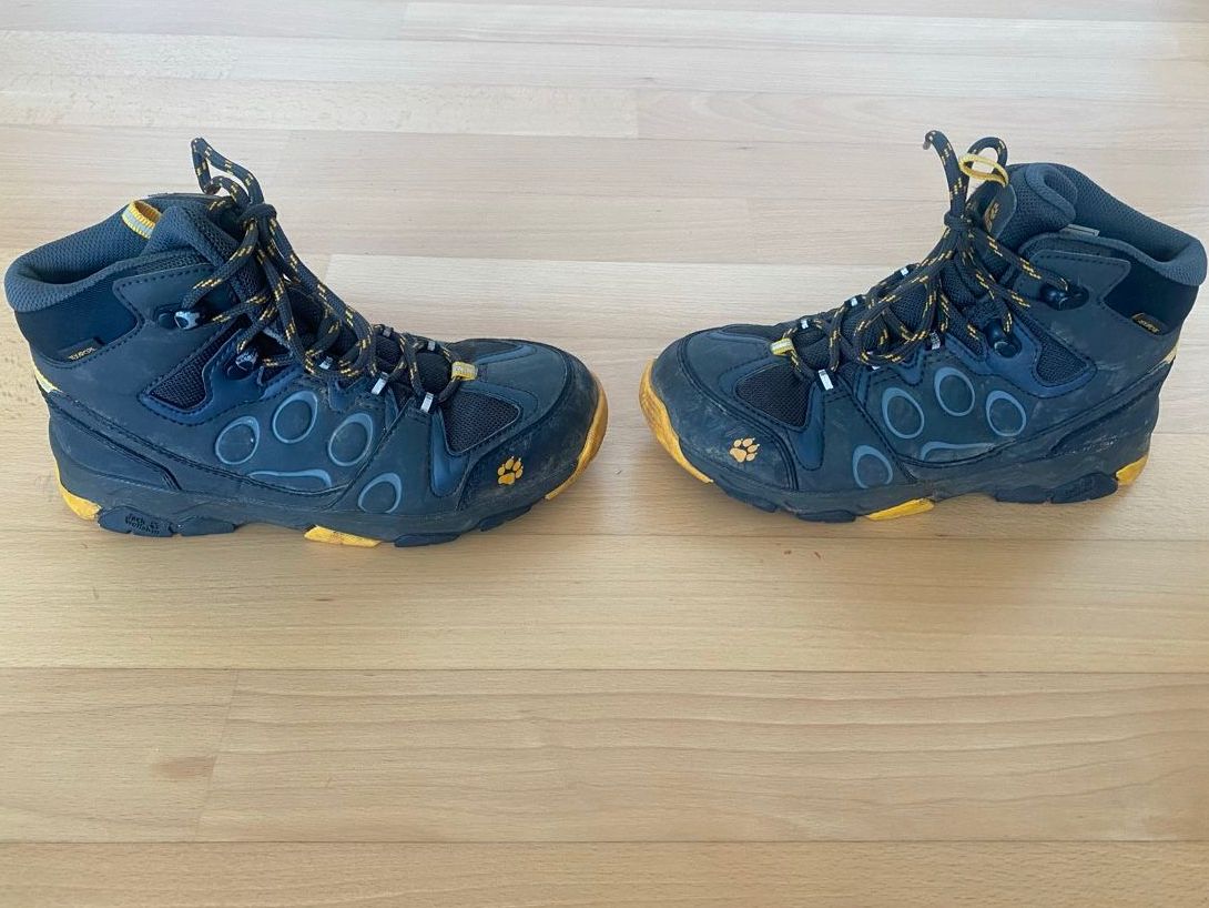 Jack Wolfskin Scarpe da uomo: Wanderschuhe Jack Wolfskin 33 – Usato da Zürich venduto da Majleen