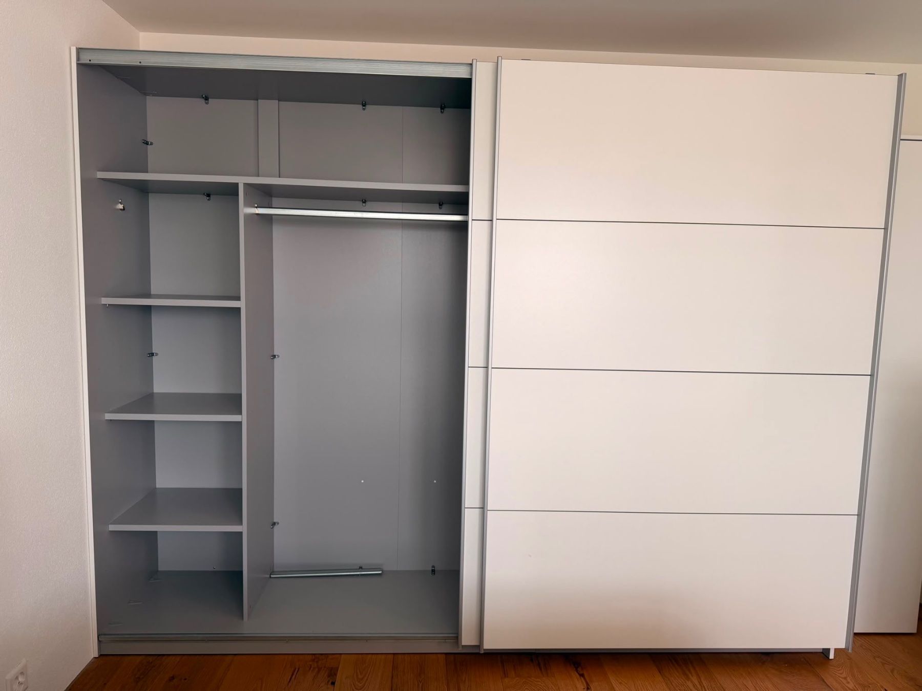 Armadi: Schwebetürenschrank – Usato da Rebstein venduto da Kinga.K 2