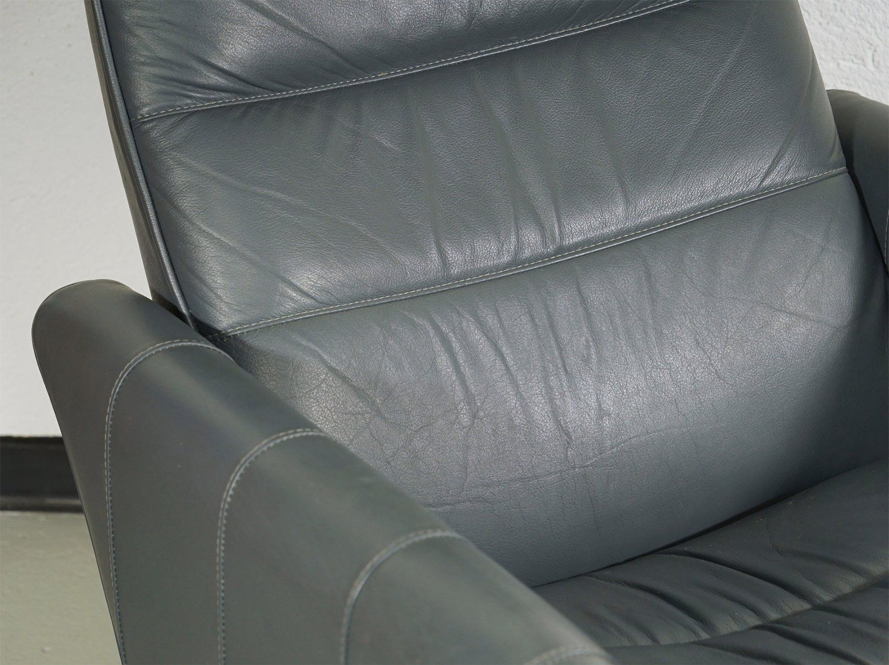 Poltrone: Dänischer Designklassiker Relaxsessel Action Recliner – Usato da Meggen venduto da Trouvaillen 5