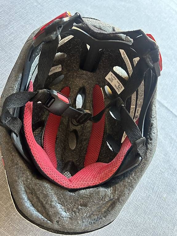 Helme: Kids helmet for velo  – Gebraucht aus Basel von iac_lf5j 1