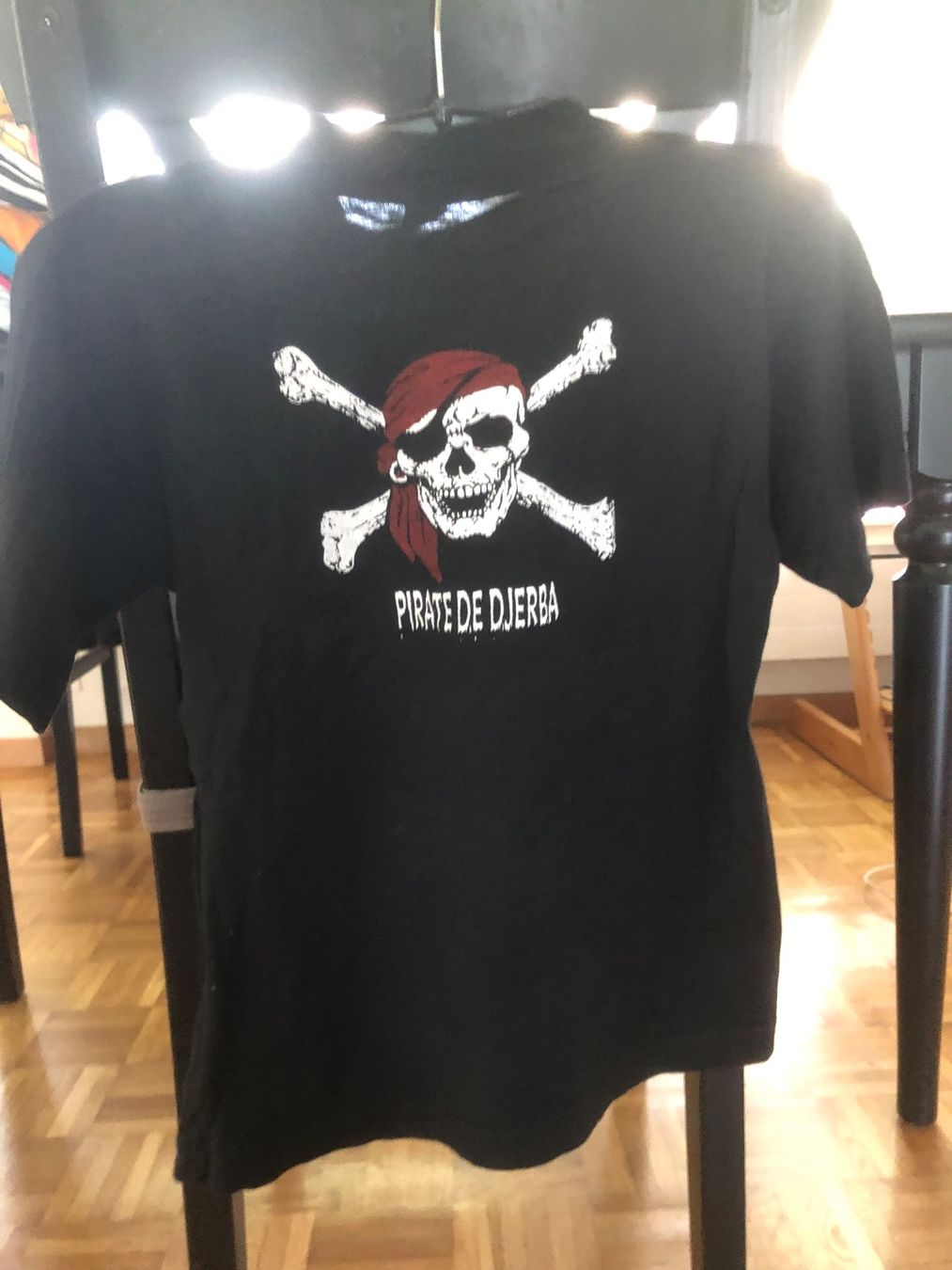 T-Shirts: Unisex T-Shirt, Gr. 128 – Gebraucht aus Adliswil von Myxin