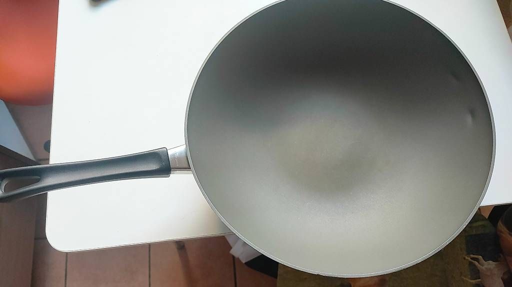 Poêles: Scanpan Wok  – D'occasion à Schlattingen par armeFrau