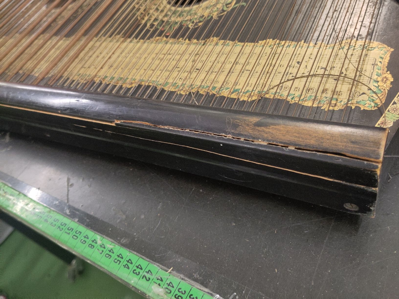 Strumenti musicali: Antiker Zither Helvetia – Usato da Pratteln venduto da Cartonsducoeur_bl 4