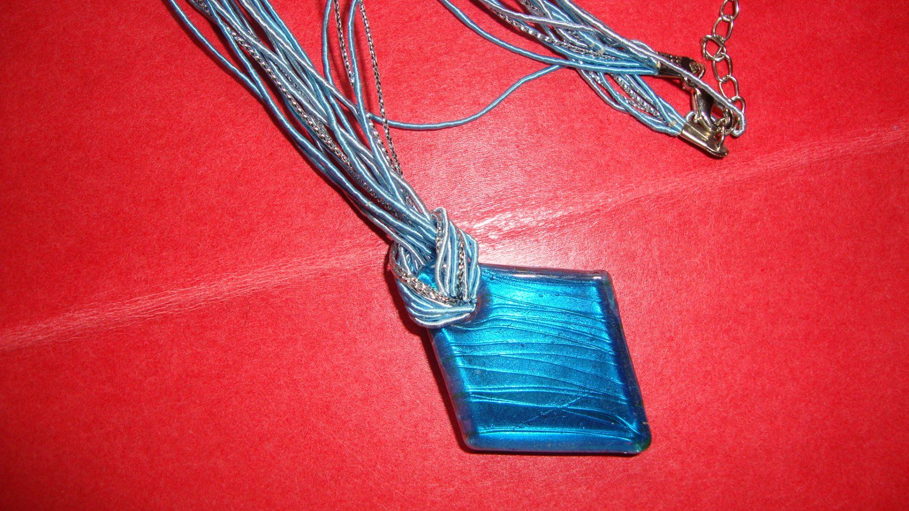 Catenine: Kette mit blauem Glasanhänger – Nuovo (secondo la descrizione) da Laufen venduto da ereli 2