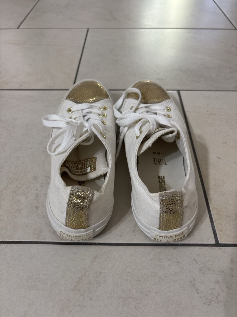 Converse Chaussures femmes: Converse All Star Sneaker weiss – D'occasion à Hendschiken par besusu 2