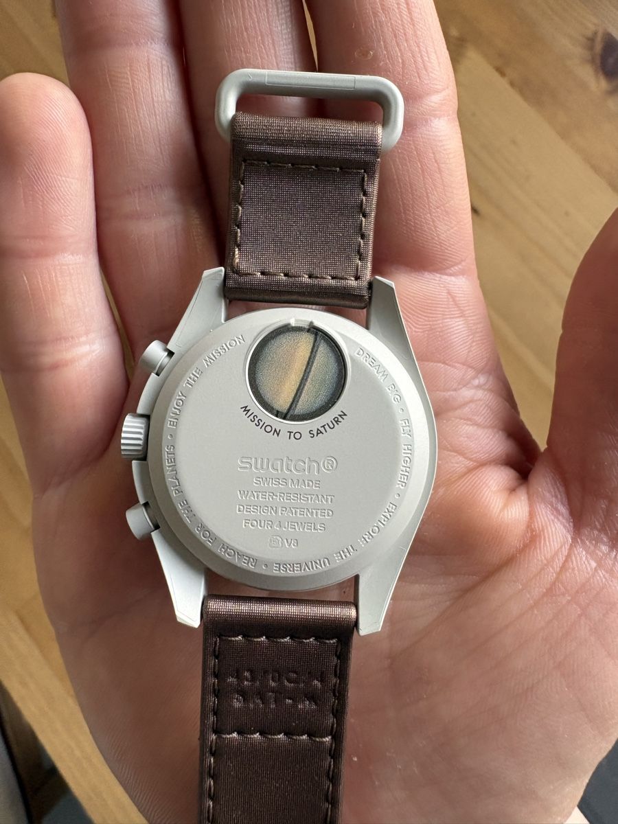 Swatch Montres: MoonSwatch Saturn  – Neuf (Voir description) à Peseux par Kaluzzo 1