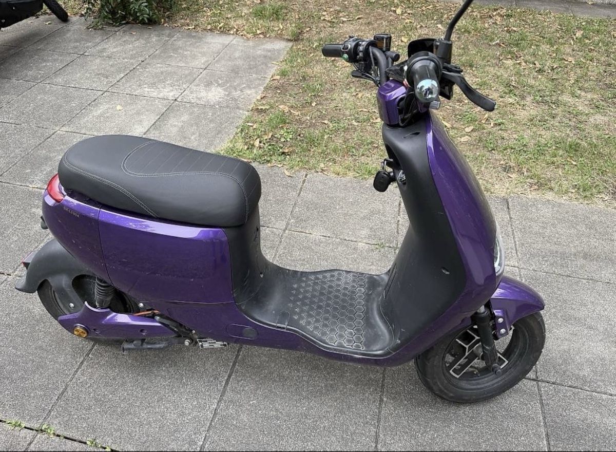 Veicoli elettrici: Forza E-Roller zu verkaufen, – Usato da Reinach BL venduto da Guitarjunkie666 3