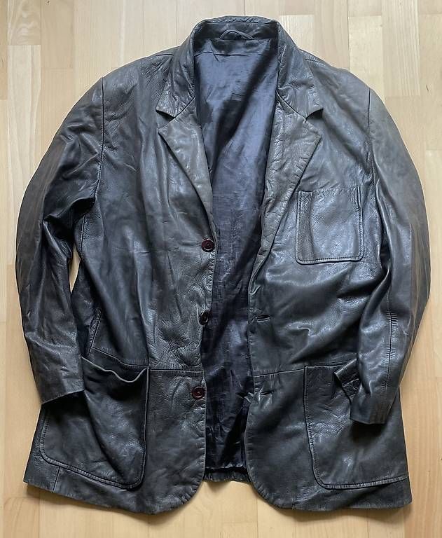 Giacche: Wildlederjacke Schwarz Grösse L – Usato da Bern venduto da Zentro