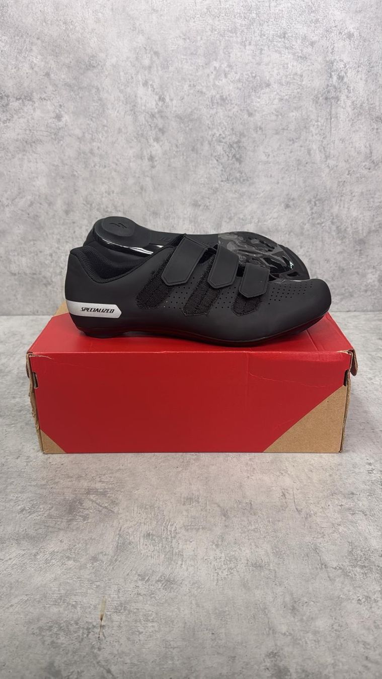 Scarpe da uomo: NEU VELOSCHUHE SPECIALIZED TORCH 1.0 RD UVP 109.90.- – Nuovo e nell'imballaggio originale da Tübach venduto da KL-Bikes 3