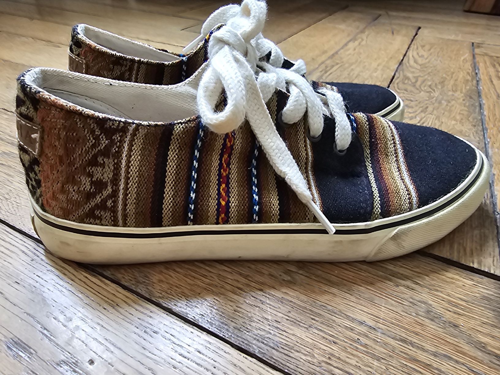 Scarpe da uomo: mipacha sneaker – Usato da Lüsslingen venduto da Annakoe