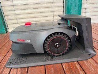 Tagliaerba: Mova Mähroboter VIAX 300 – Nuovo (secondo la descrizione) da Tegerfelden venduto da Wotan01 2
