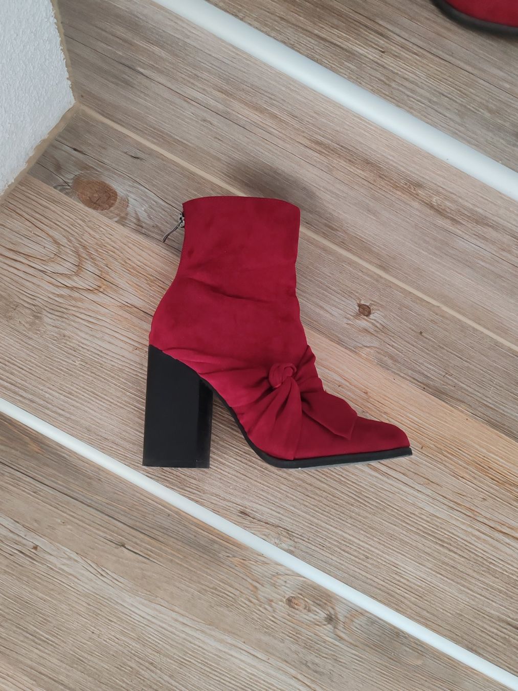 Zalando Scarpe da donna: Neuwertige Stiefeletten – Nuovo (secondo la descrizione) da Egnach venduto da bgdo26 3