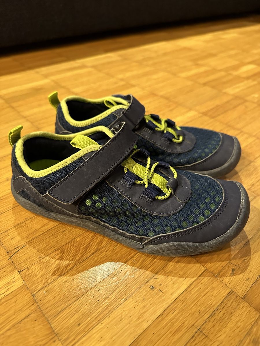 Scarpe per ragazzi: Wasserschuh Kinder Gr.33 – Usato da Wettingen venduto da chatzegras