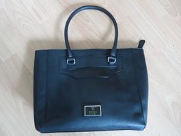 **** GUESS Tasche ****