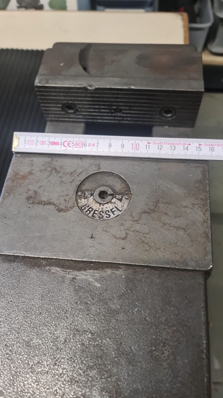Gressel Altro per industria metallurgica: Maschinenschraubstock gressel – Usato da Egerkingen venduto da ogi3131 1