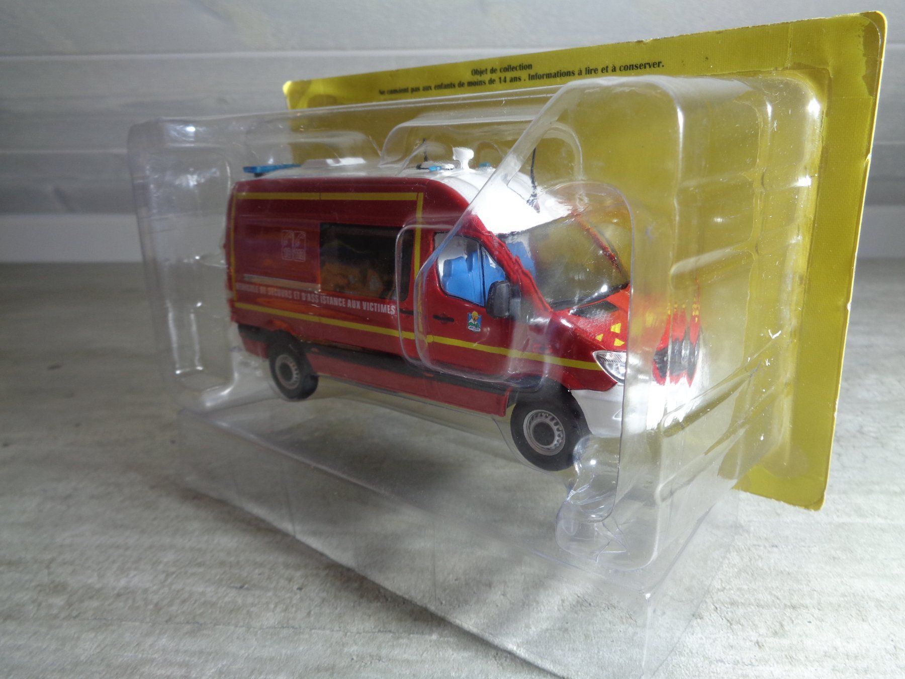 Mercedes-Benz Modellini d'auto: Hachette 1:43 Pompier Mercedes Sprinter – Nuovo e nell'imballaggio originale da Reconvilier venduto da rallycar
