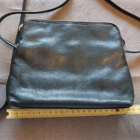 Kleine Ledertasche, Abendtasche