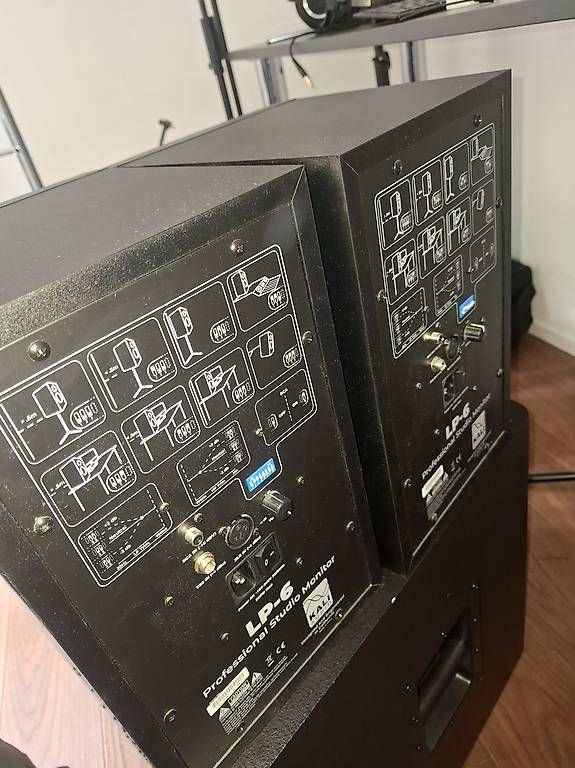 Kali Haut-parleurs: Kali Subwoofer WS12 – D'occasion à Allschwil par Christian_BL