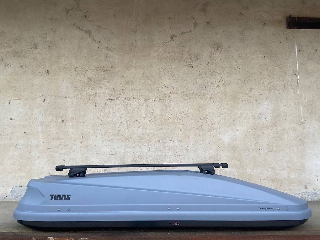 Dachboxen: XL Dachbox Thule Touring Alpine mit oder ohne Träger – Gebraucht aus Leuzigen von Doppelrad