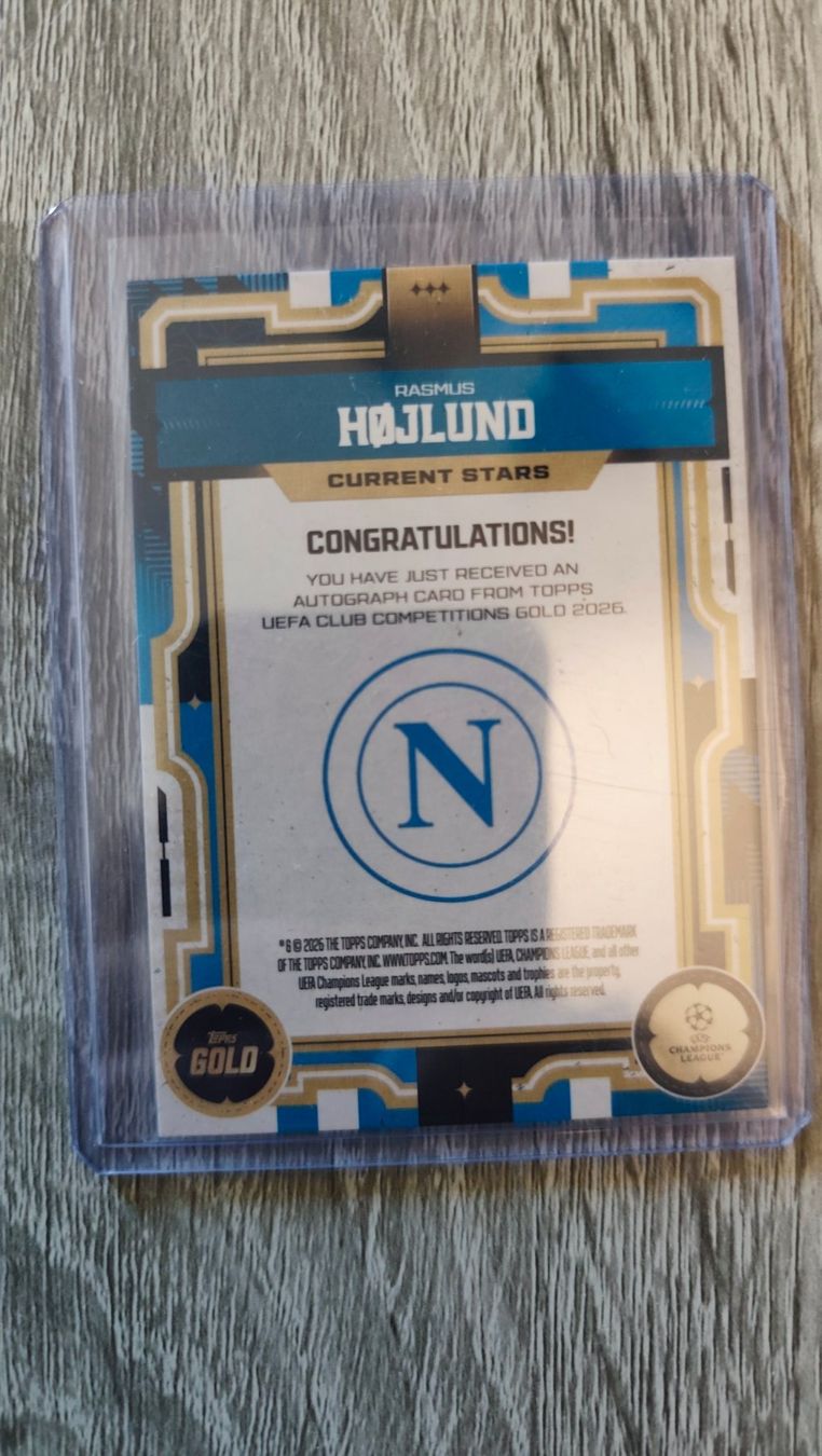 Topps Carte collezionabili: Topps Gold 25/26 Rasmus Hojlund /99 mit Autogramm – Usato da St. Gallen venduto da RudyundFloydCards 1