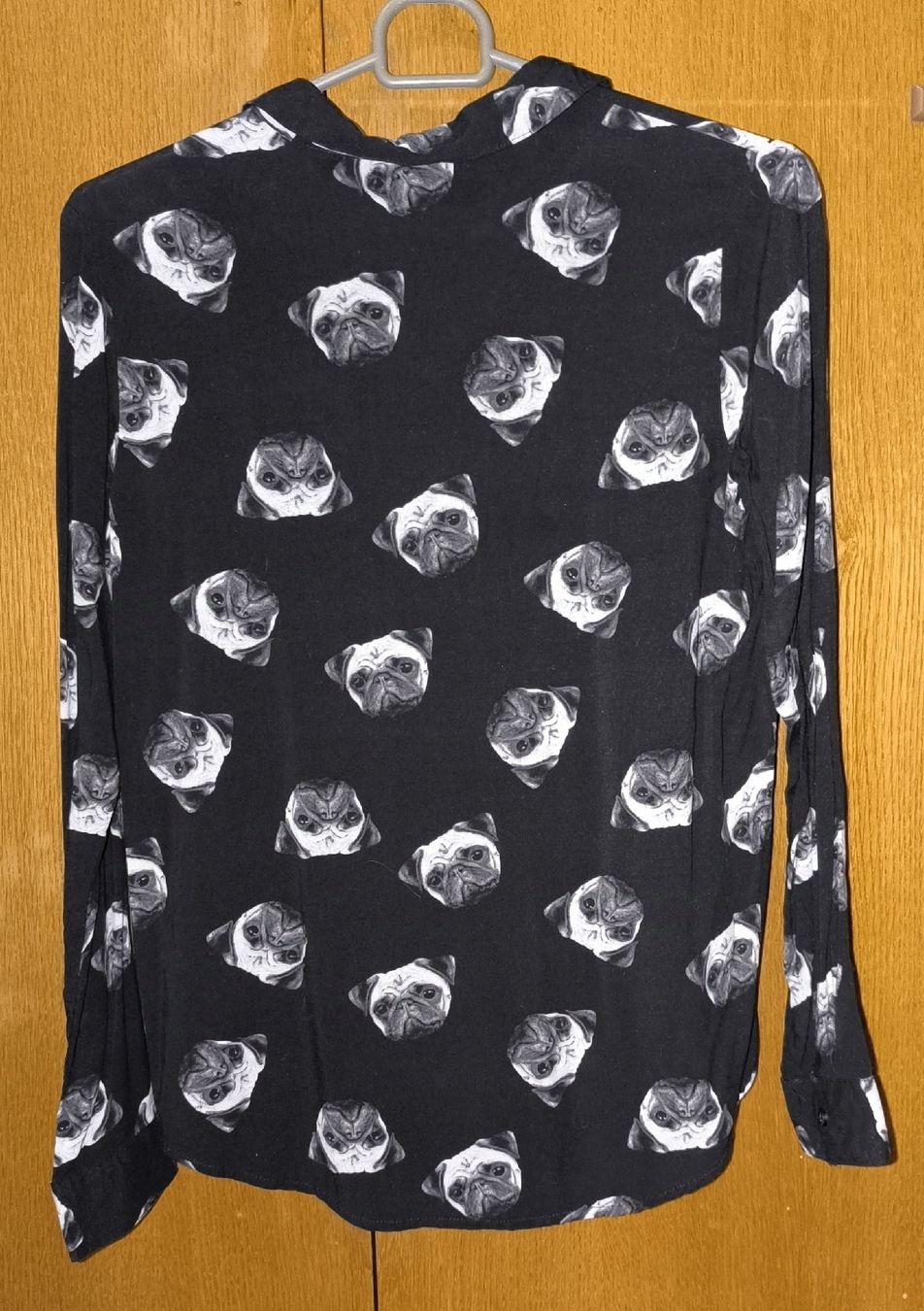 Blusen: Hemd / Bluse mit Mops-/Hundemuster - Gothic, Emo, Punk – Gebraucht aus Gettnau von Immortal_ 1