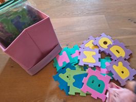 26+10 Buchstaben/Zahlen Schaumstoff Puzzlematte+ Box
