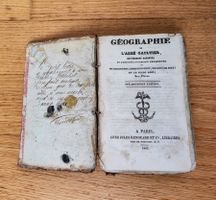 Livre de géographie de L'Abbé Gaultier datant du 19ème