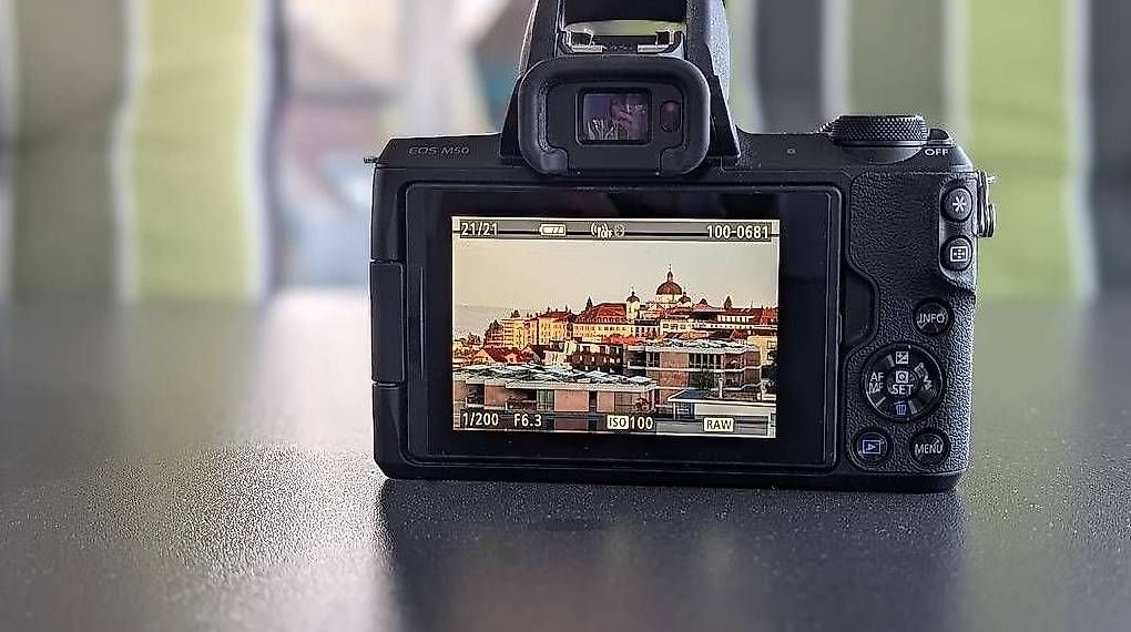 Canon Appareil photo: CANON M50 mit 3 Objektiven – D'occasion à Menzingen par S.F.T 1