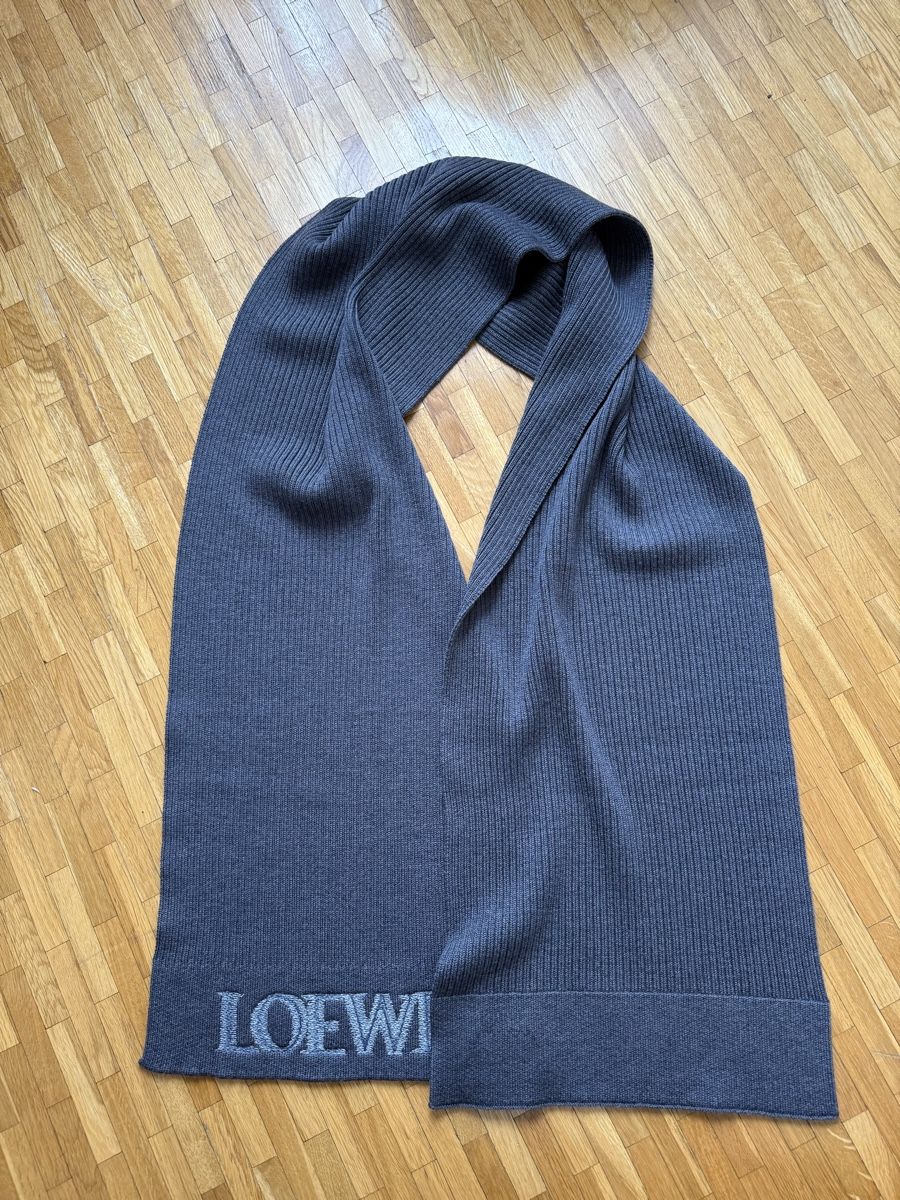 Loewe Foulards, Tücher & Schals: Loewe wool scarf – Neu (gemäss Beschreibung) aus Nyon von dasha107 4