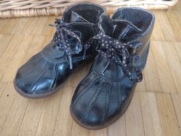 Ugg Boots, Grösse 25, Schwarz Lack