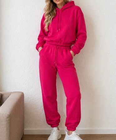 Neuer Fleece-Anzug