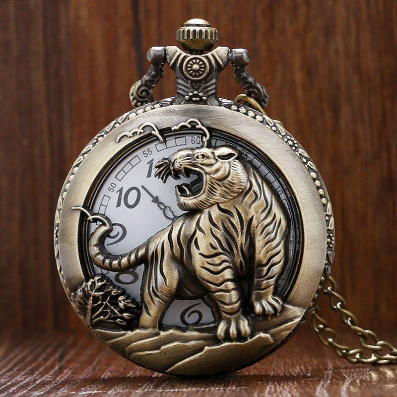 Orologi: Taschenuhr Tiger Halskette – Nuovo e nell'imballaggio originale da Gurmels venduto da Swisspod