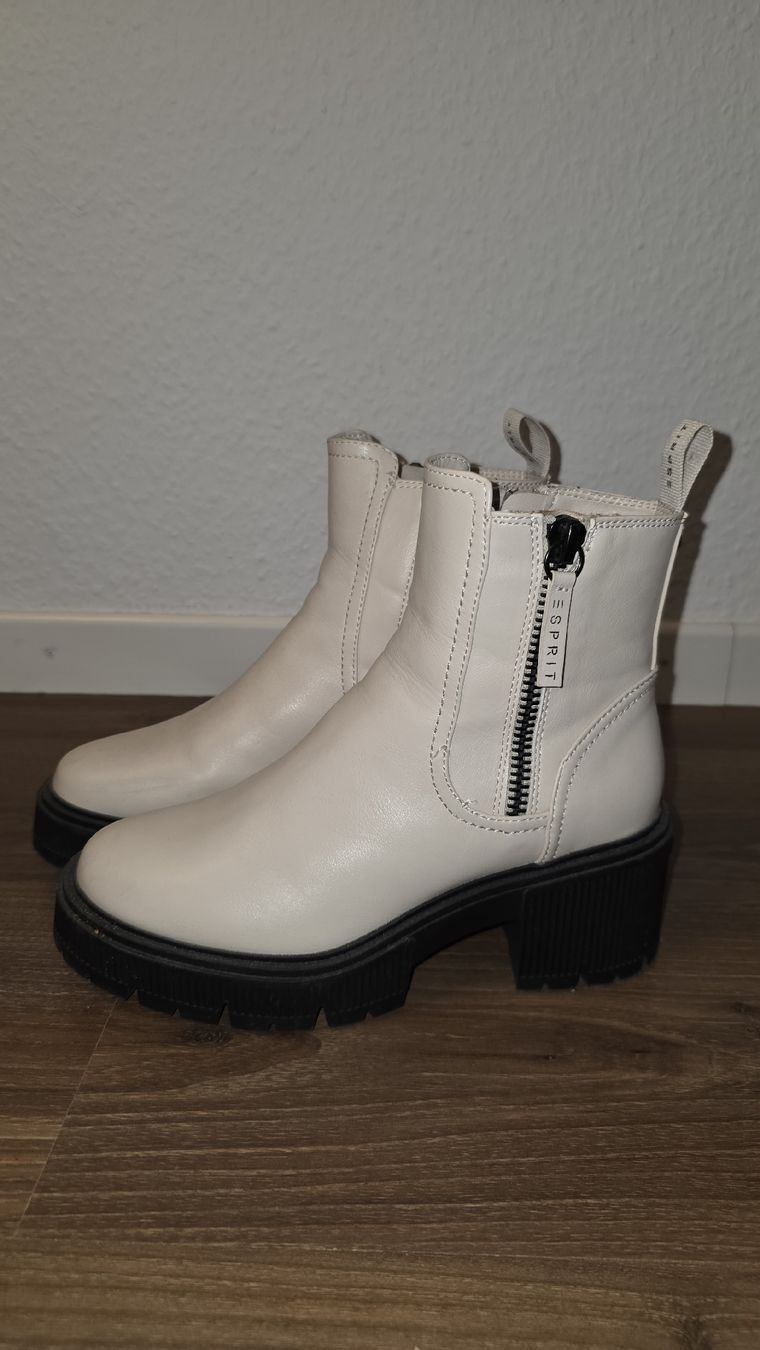 Esprit Scarpe da donna: Coole Esprit Stiefeletten in Weiss, Grösse 38 – Usato da Wetzikon ZH venduto da secondhandsfashion