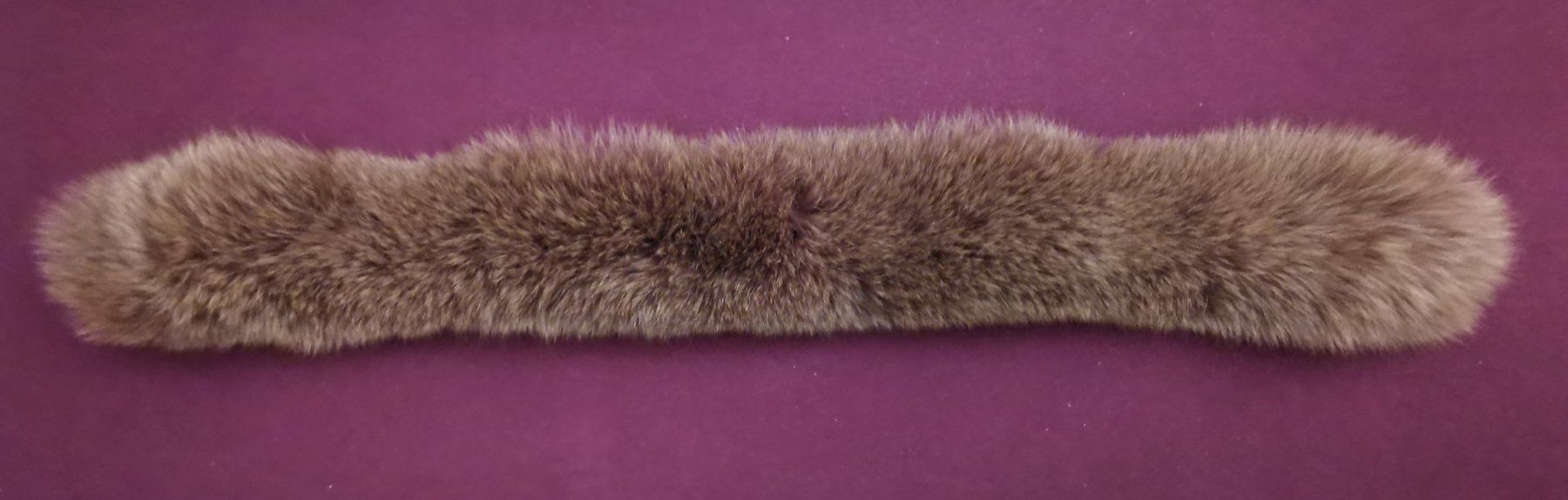 Foulard & Sciarpe: Silberfuchs ? Fellkragen – Usato da Horgen venduto da Polygala