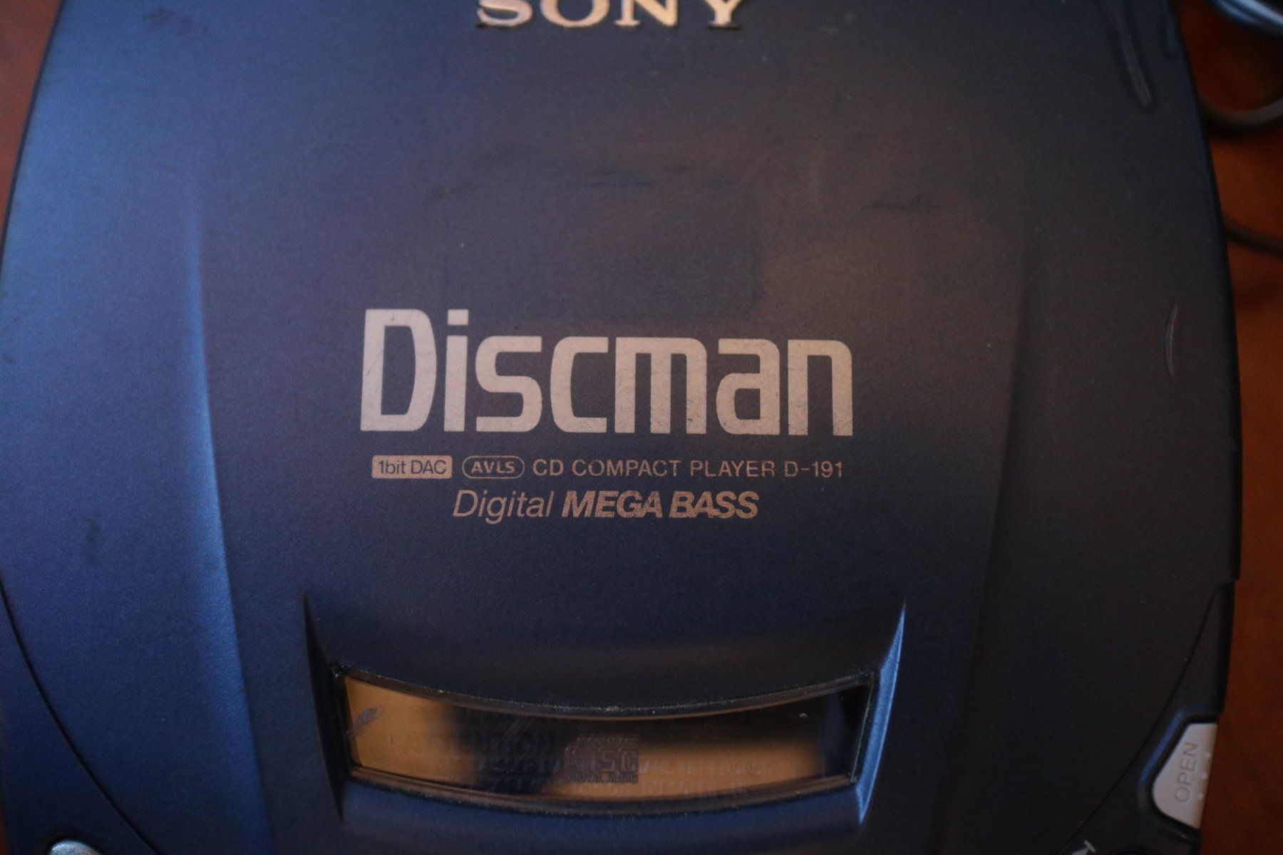 Sony Lettore multimediale portatile: Discman Sony comme neuf – Usato da Vaulion venduto da akedia 1