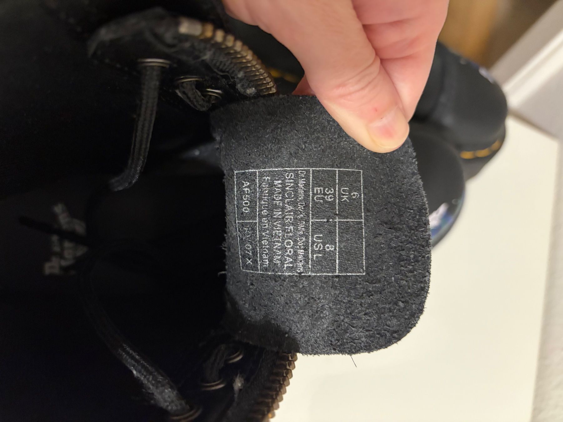 Dr. Martens Damenschuhe: Dr. Martens Sinclair Gr. 39 – Gebraucht aus Alpnach Dorf von Miickyleiin 7