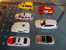 4 x SIKU, 2 x WELLY, 1 x DICKIE TOYS SPIELZEUGAUTOS