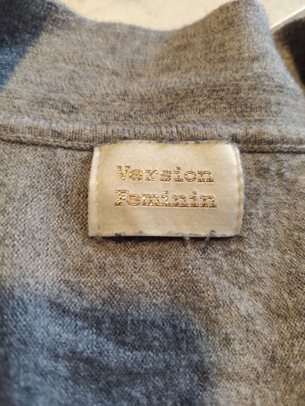 Maglioni & Felpe: Version Feminin Pulli, Grau, One Size, mit Fledermaus Ärmeln – Usato da Mumpf venduto da Roxy_Piercing 2