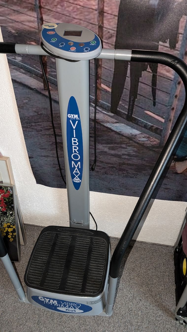 Power Plate Hometrainer: Gymform Vibrations Platte – Usato da Sarmenstorf venduto da T.Sunl8 1