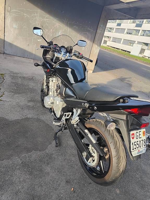 Strasse: Suzuki GSF 650 S ABS Bandit 2010 24 mil km – Gebraucht aus Le Grand-Saconnex von Stas.M 1