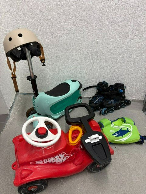 Micro Veicoli per bambini: Kinder Outdoor-Set: Micro Mini2Go, BIG Bobby Car, Helm – Usato da Meilen venduto da aneta.giza