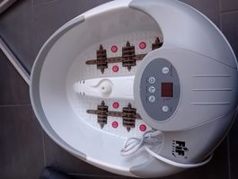 Fussmassagegerät mit Vibration, Wärme & Pediküre-Set! (59)