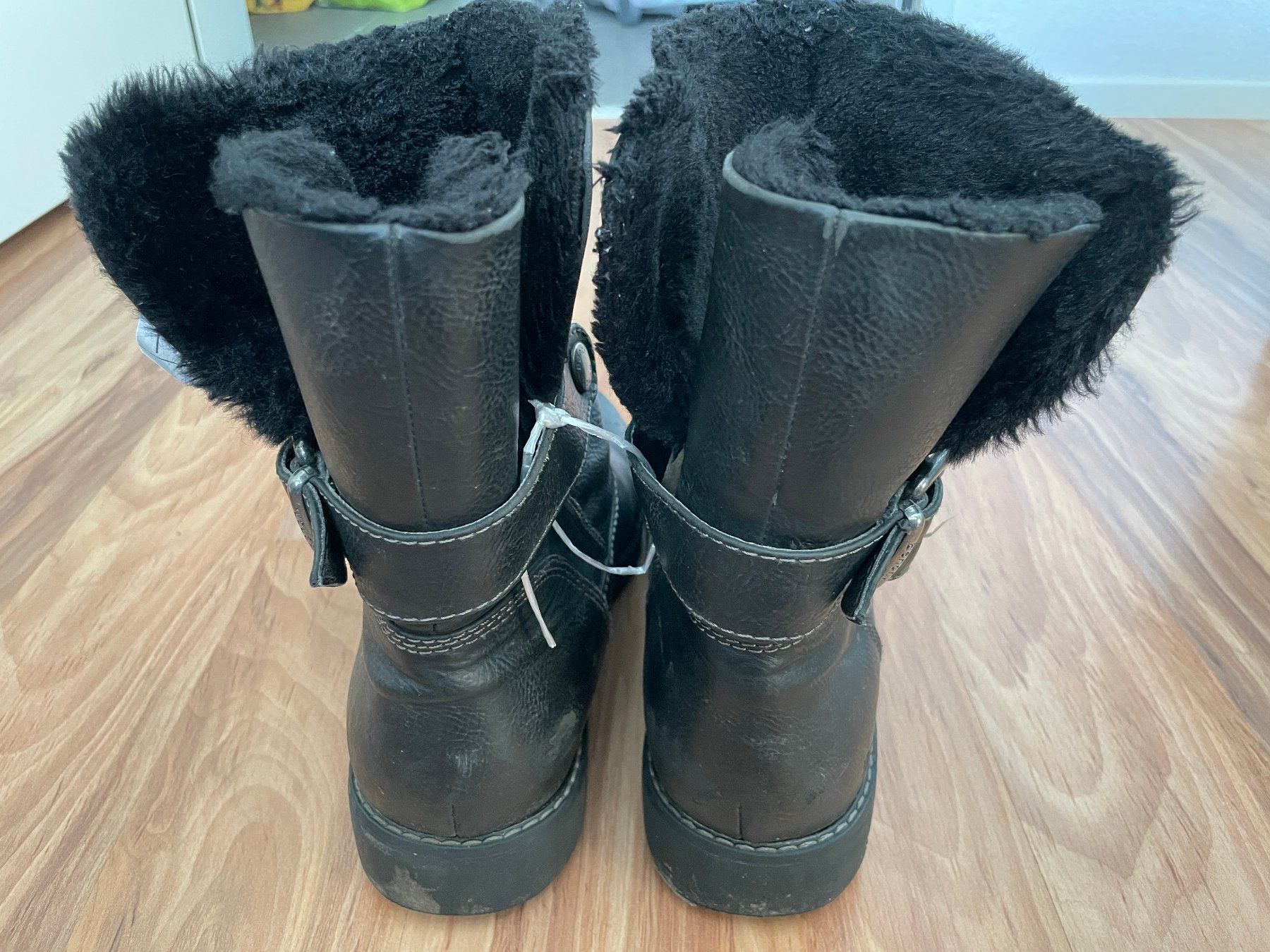 Chaussures filles: Winterschuhe Grösse 39 – D'occasion à Neuenkirch par balani 1