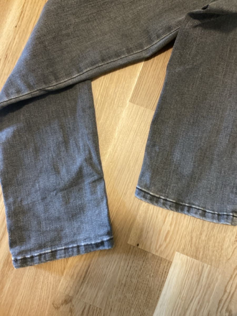 Levi's Jeans: Jeans Levi’s – Usato da Lausanne venduto da lau_8vk7 5