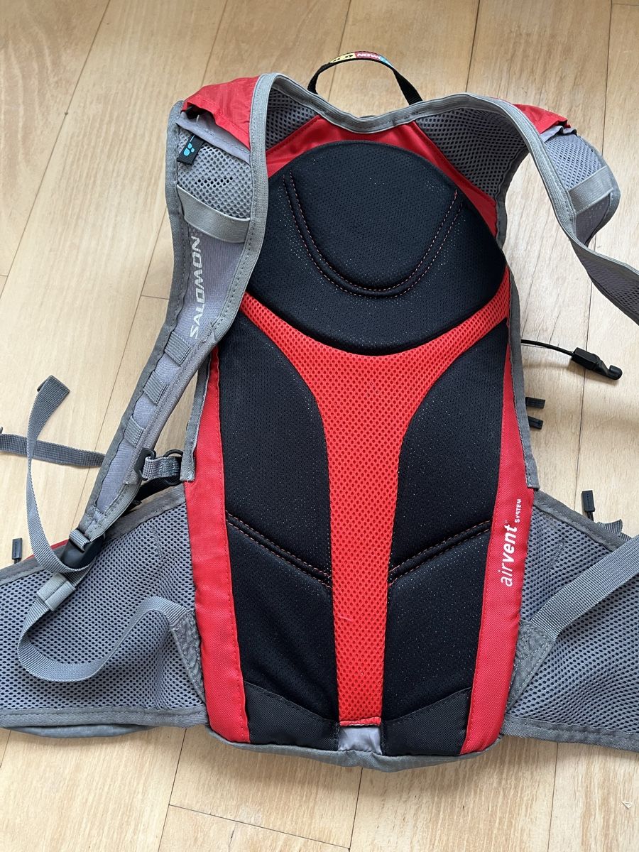 Salomon Zaini: Salomon, Lauf,Joggingrucksack M – Usato da Aesch BL venduto da shuja01 4