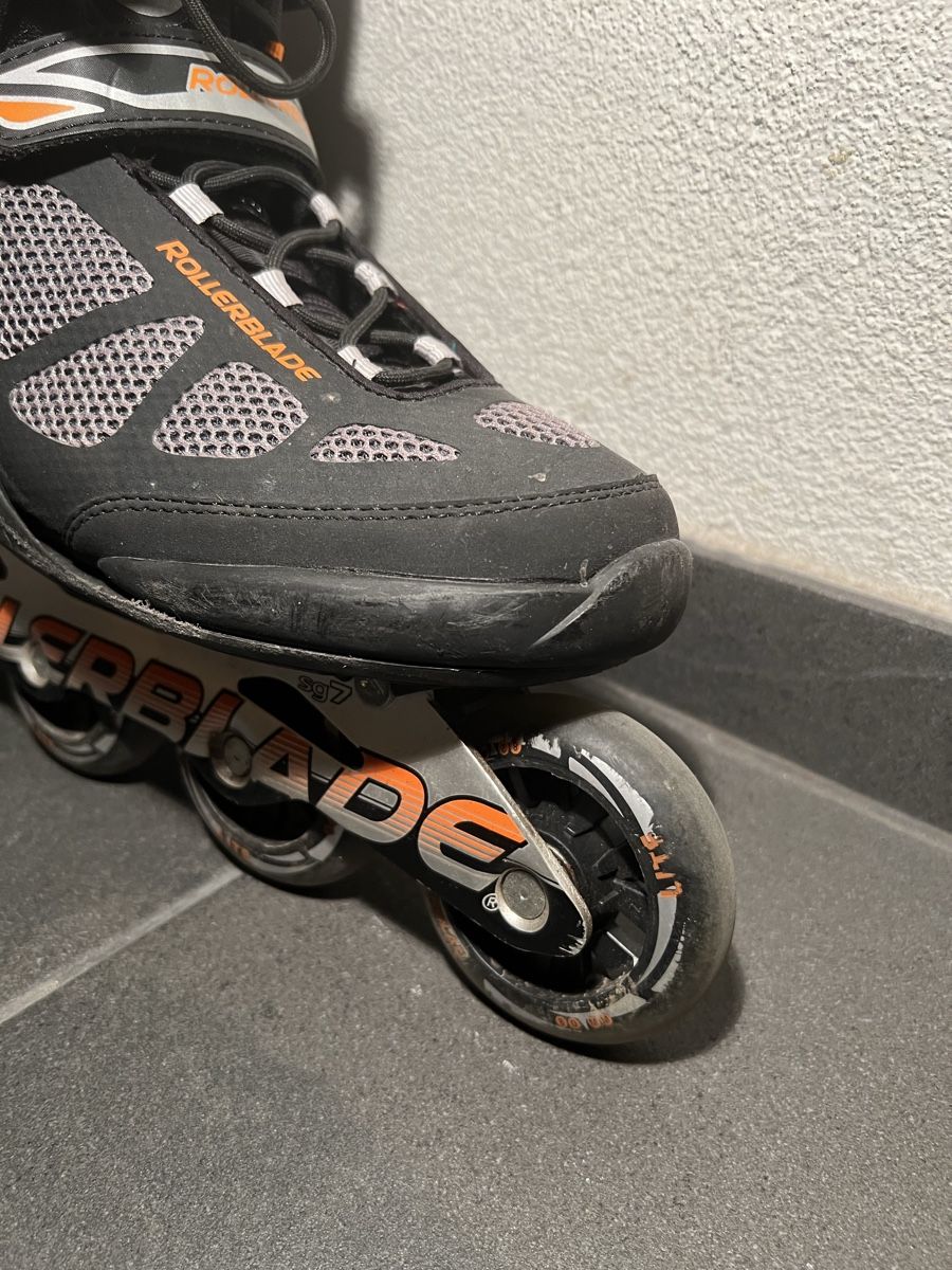 Pattini in linea & Pattini a rotelle: Rollschuhe Grösse 42 rollerblade form fit – Usato da Toffen venduto da Vanessa_Germann 1