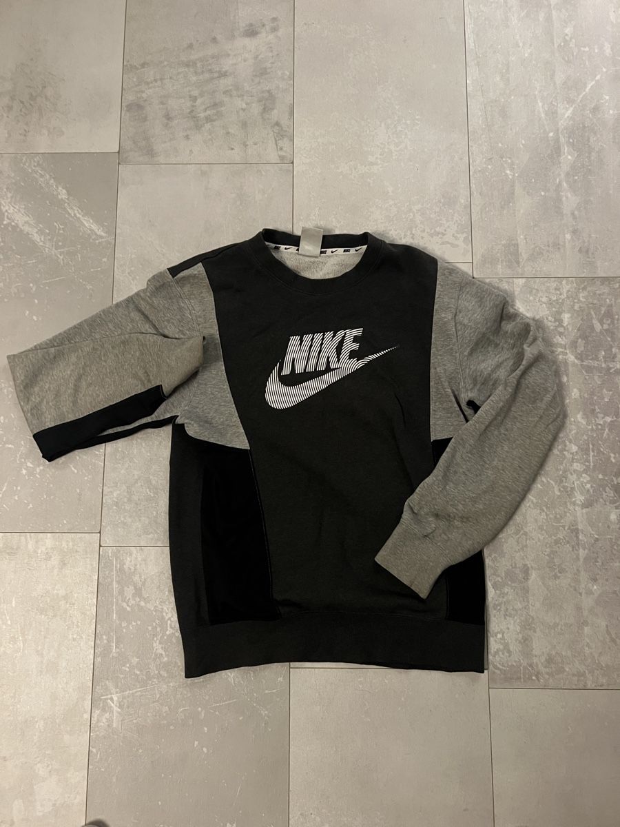 Nike Pullover & Sweatshirts: Nike Sweater – Gebraucht aus Elfingen von noe_yct6