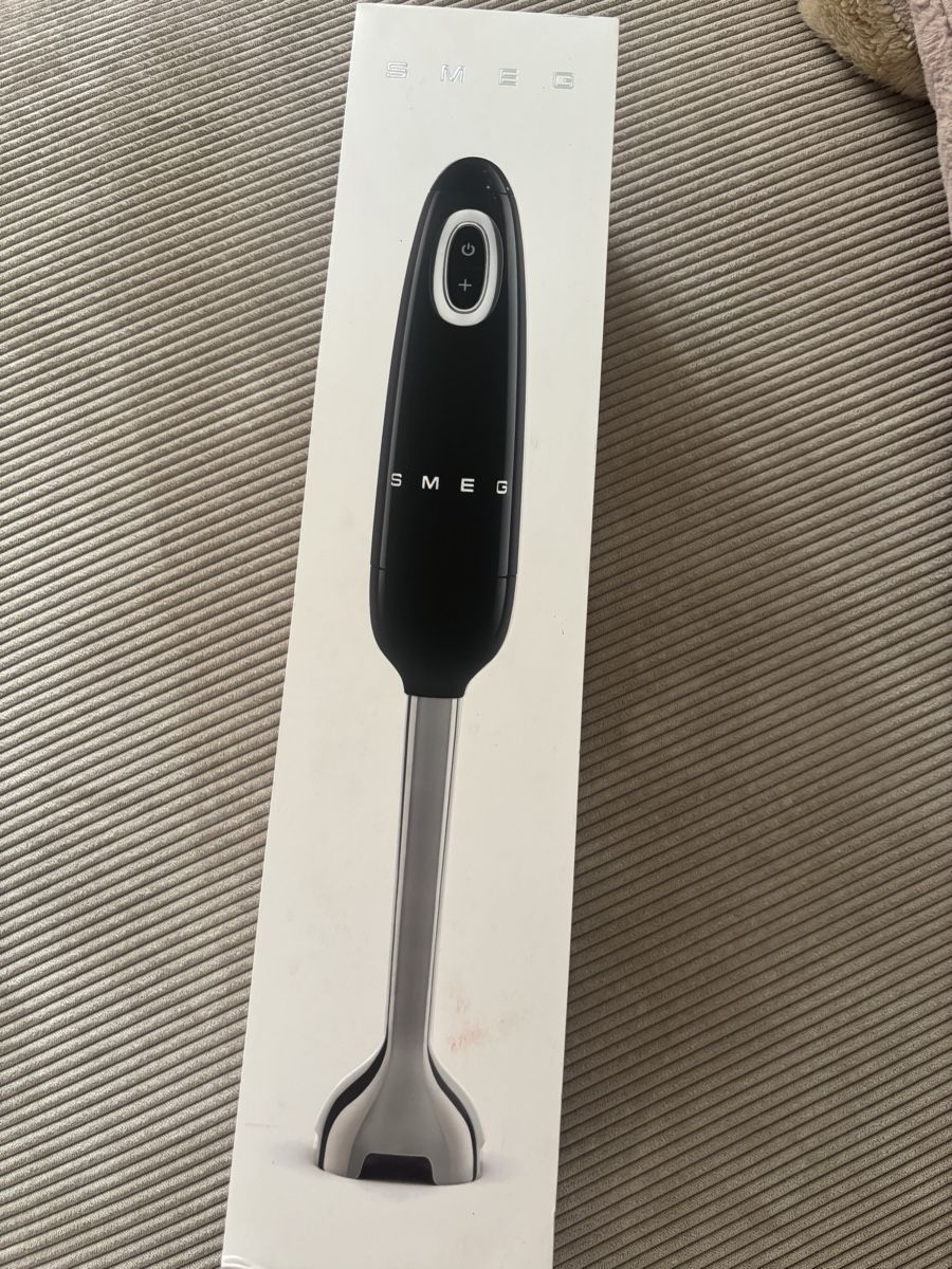 Smeg Elettrodomestici da cucina: Schwarzer SMEG Stabmixer, neuwertig mit Originalverpackung – Nuovo e nell'imballaggio originale da Zürich venduto da leo_kx8v 2
