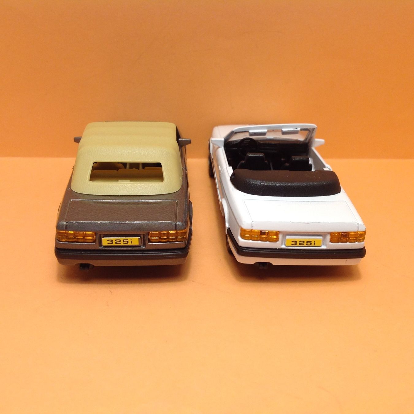 BMW Modellini d'auto: 2 BMW 325i Cabriolet , Modellautos – Usato da Seuzach venduto da Jage 2