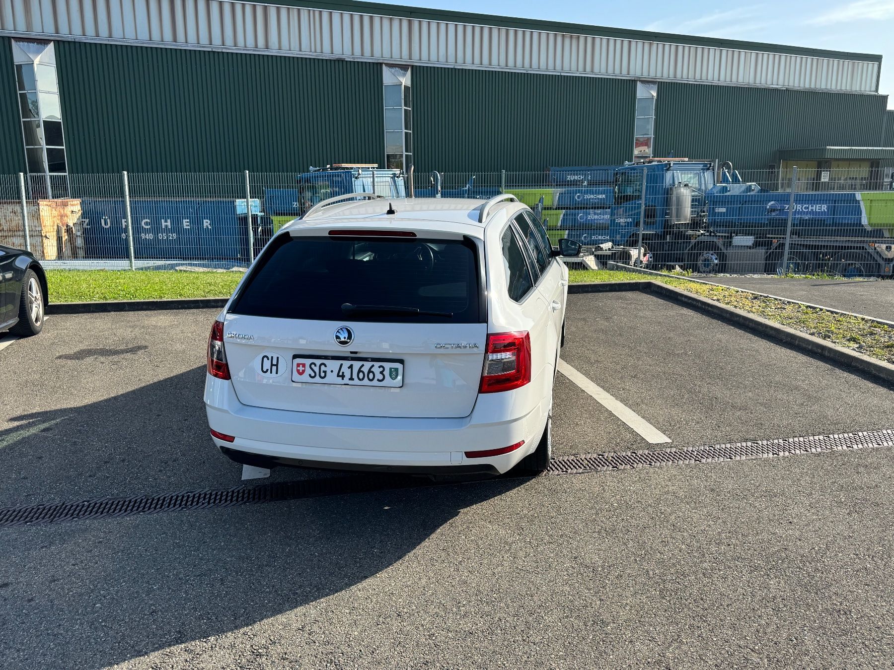 Skoda Automobili: Skoda Octavia 1.6 TDi – Usato da Niederglatt SG venduto da Esso11 4